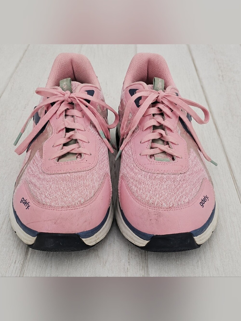 GDEFY Gravity Defyer VersoShock Pink Navy Walking Sneakers Women’s Size 10